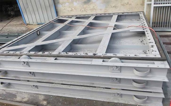 鋼閘門(mén) 鋼閘門(mén)